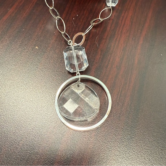 Avon long circle pendent Silver and clear  Crystal beads Necklace NIB vintage - Picture 6 of 7